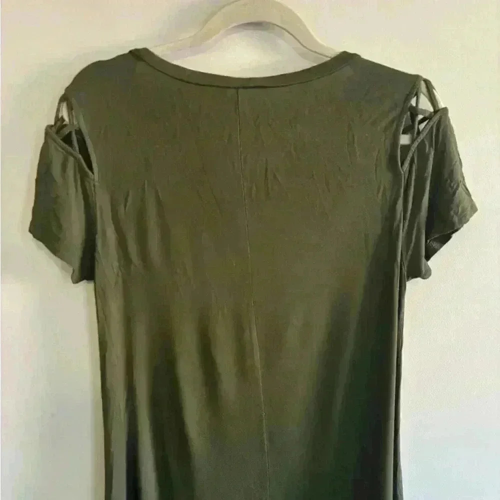 Alya Olive Short Sleeve Shift Dress - Picture 5 of 6